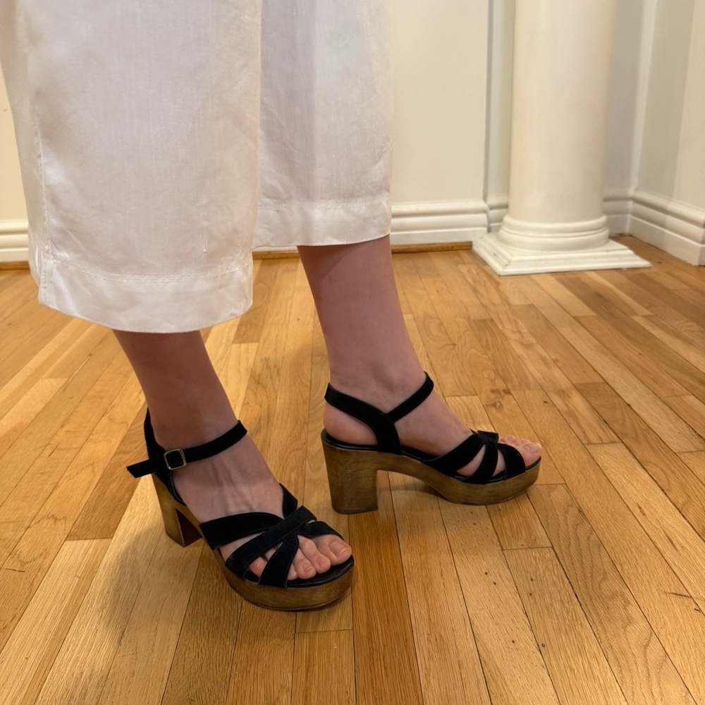 Matisse Black Suede Strappy Platform Sandals